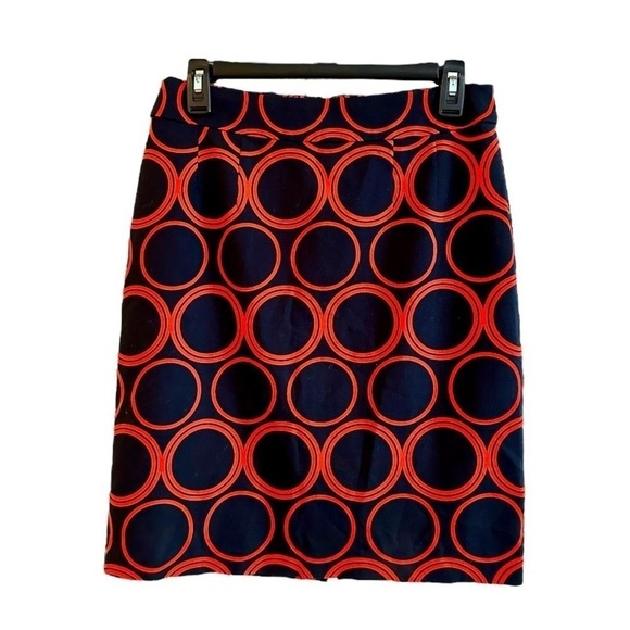 BANANA REPUBLIC, NWOT, WOMENS, STRETCH, PENCIL SKIRT IN NAVY WITH RED. SIZE 8 - Picture 1 of 7